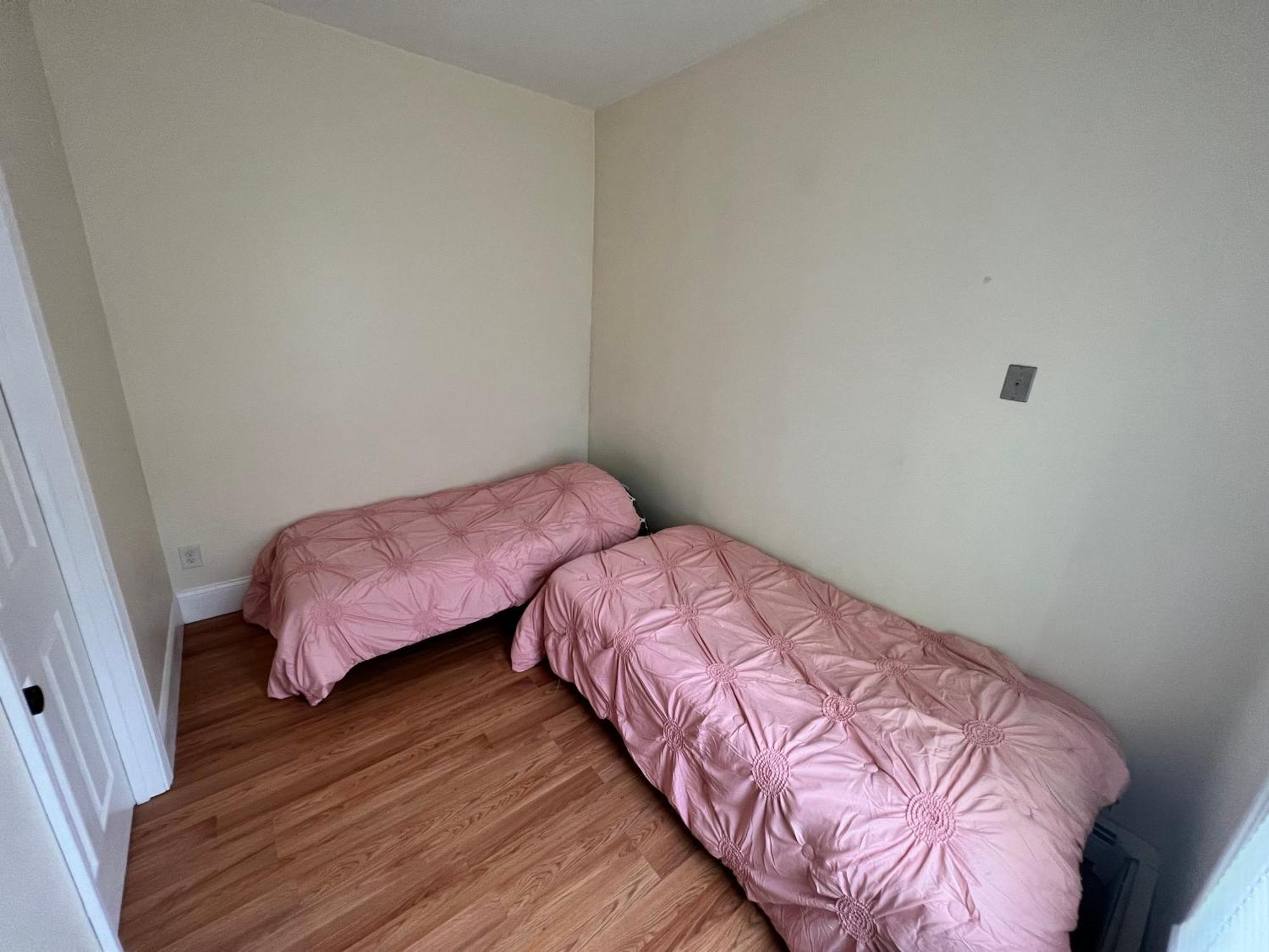 Private Bedroom Near บอสตัน ภายนอก รูปภาพ