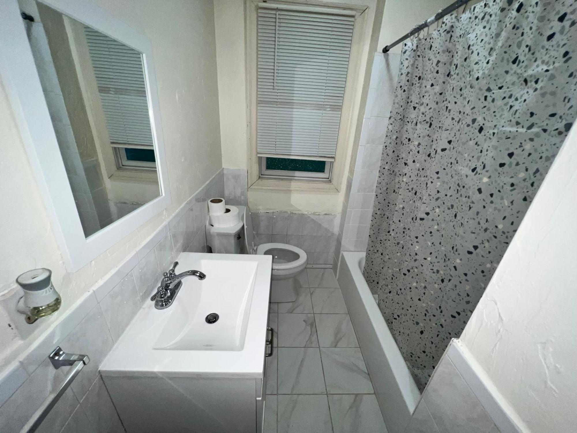 Private Bedroom Near บอสตัน ภายนอก รูปภาพ